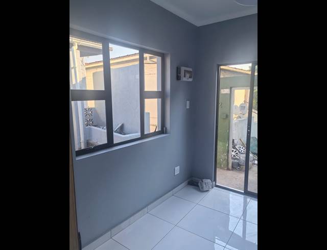 1 BEDROOM ROOM TO LET IN UMBILO